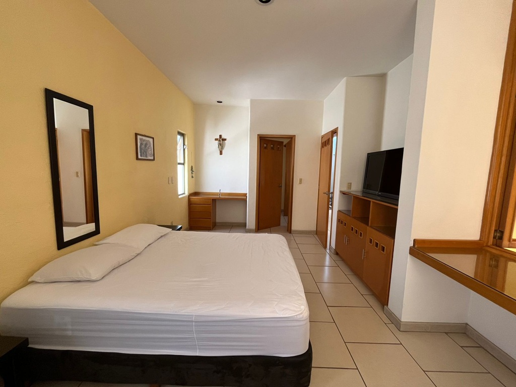 Casa en renta amueblada en Jardín Real imagen