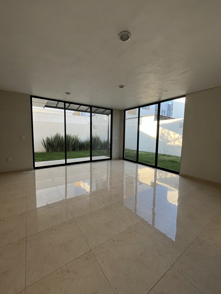 Casa en renta La Rioja imagen